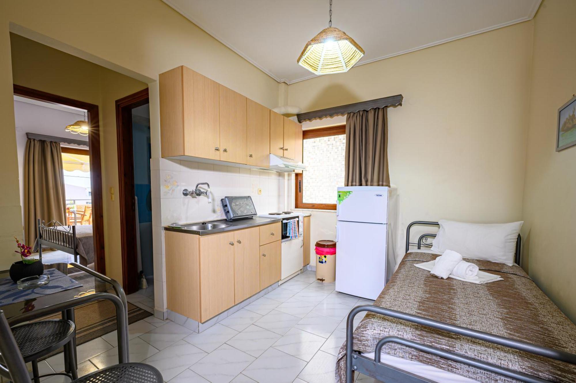 Iliahtida Apartments Rovies Ngoại thất bức ảnh