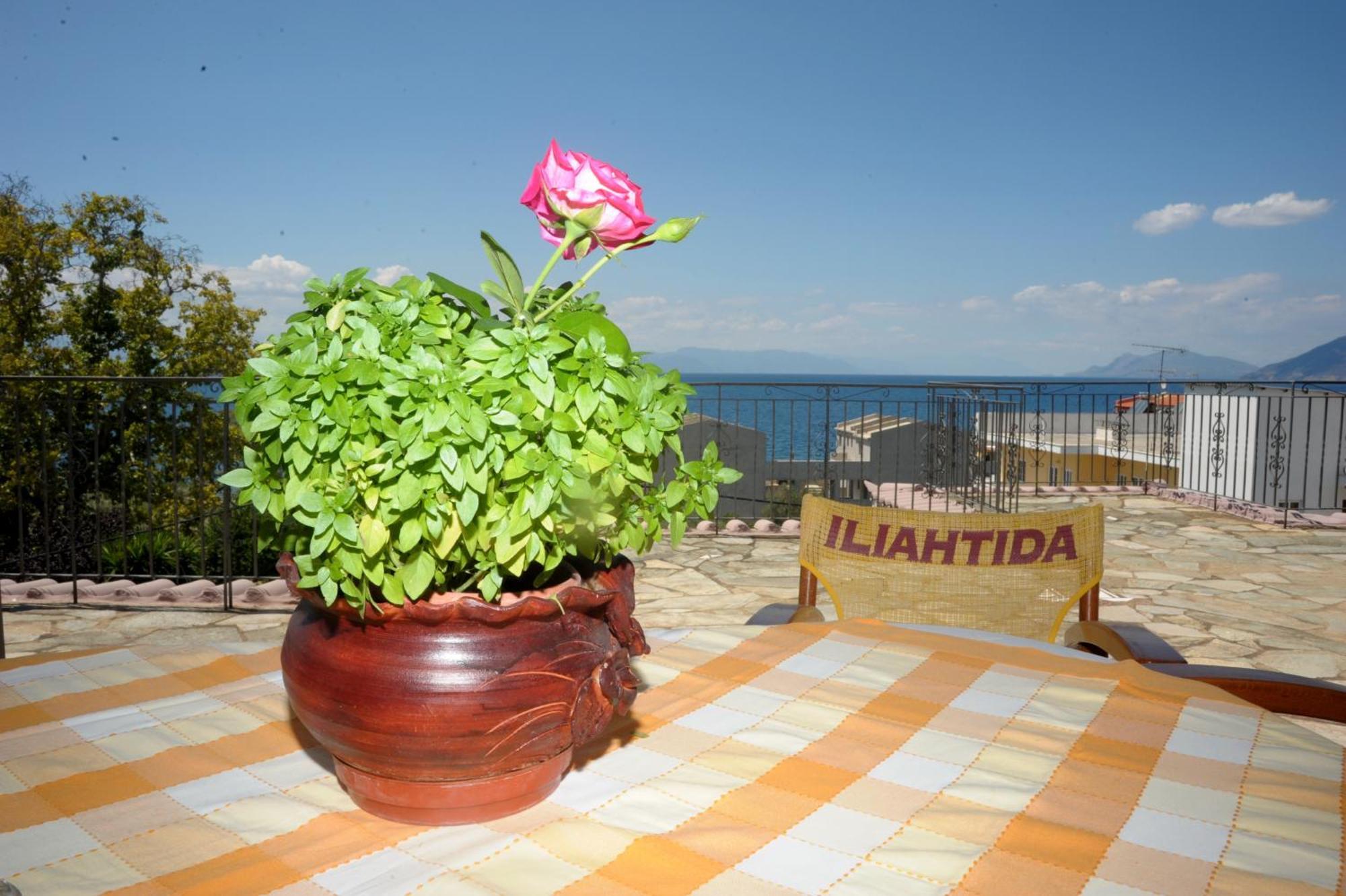 Iliahtida Apartments Rovies Phòng bức ảnh
