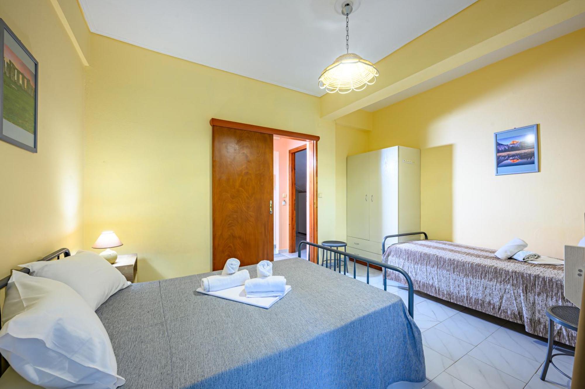 Iliahtida Apartments Rovies Ngoại thất bức ảnh
