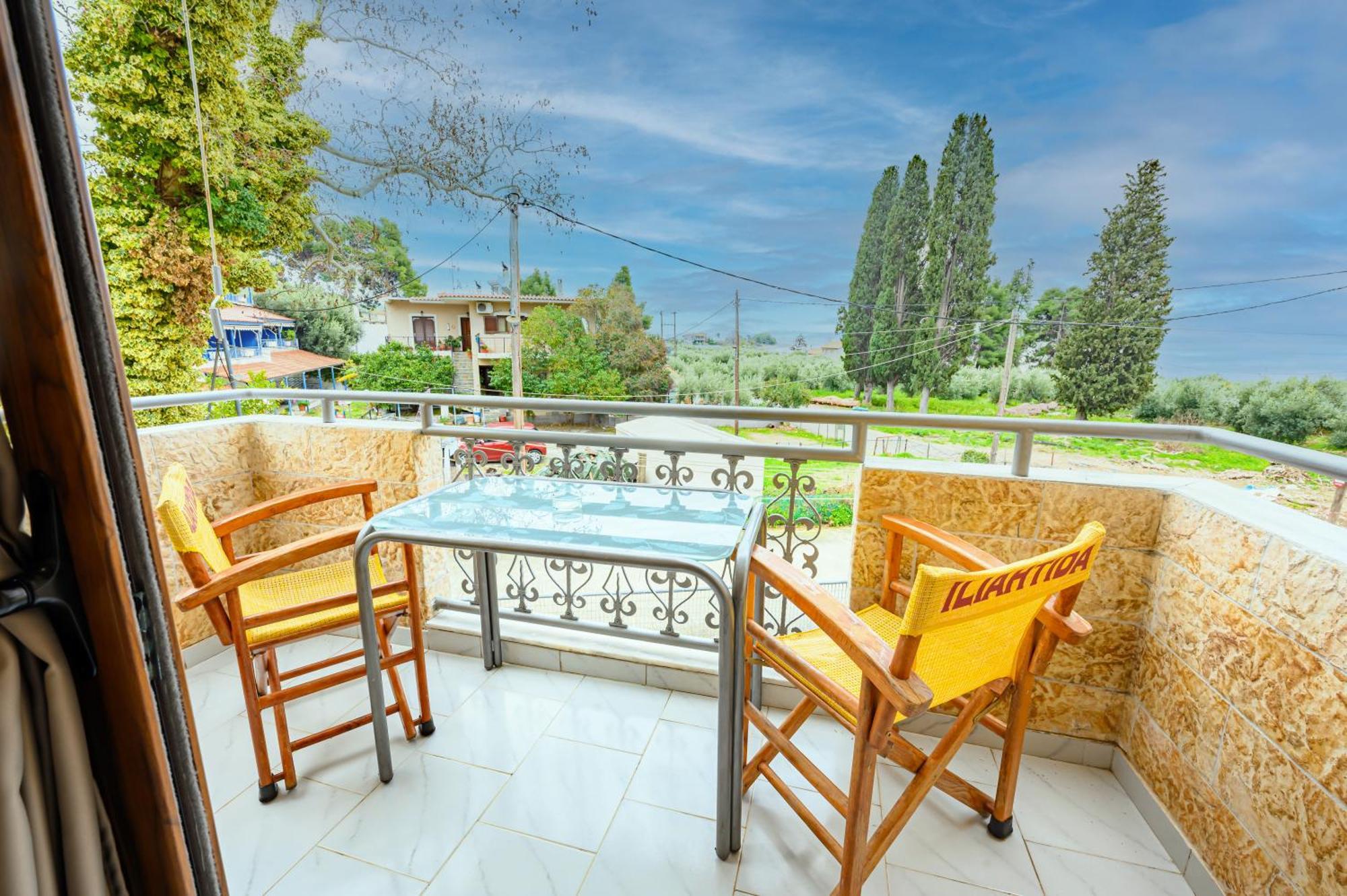 Iliahtida Apartments Rovies Ngoại thất bức ảnh